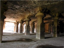Cuevas Columnas talladas - Ajanta - India